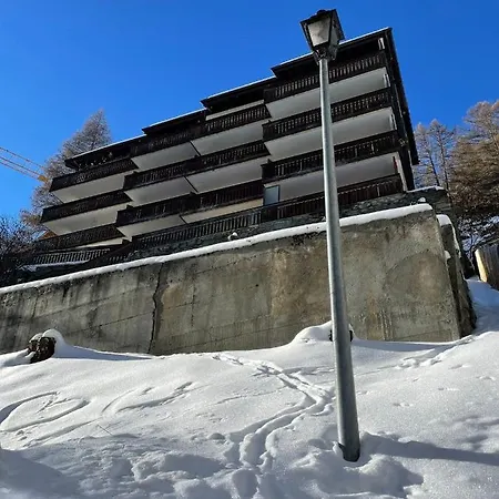 In Mit Toller Aussicht Aufs Dorf Apartman Zermatt