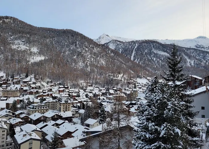 Appartement In Mit Toller Aussicht Aufs Dorf Zermatt